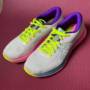 Asics Gel-Excite size 9.5